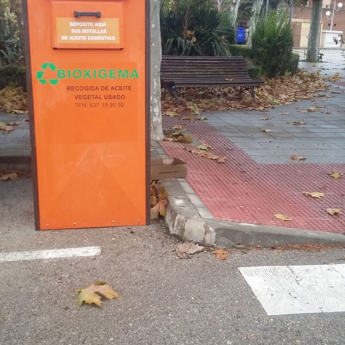 Contenedores de aceite