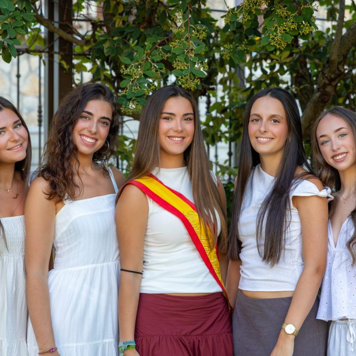 Presentacion Damas y Reina de Honor