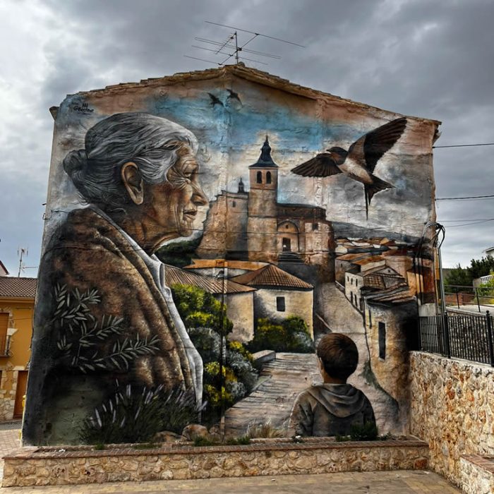 Mural entorno Iglesia San Juan Bautista